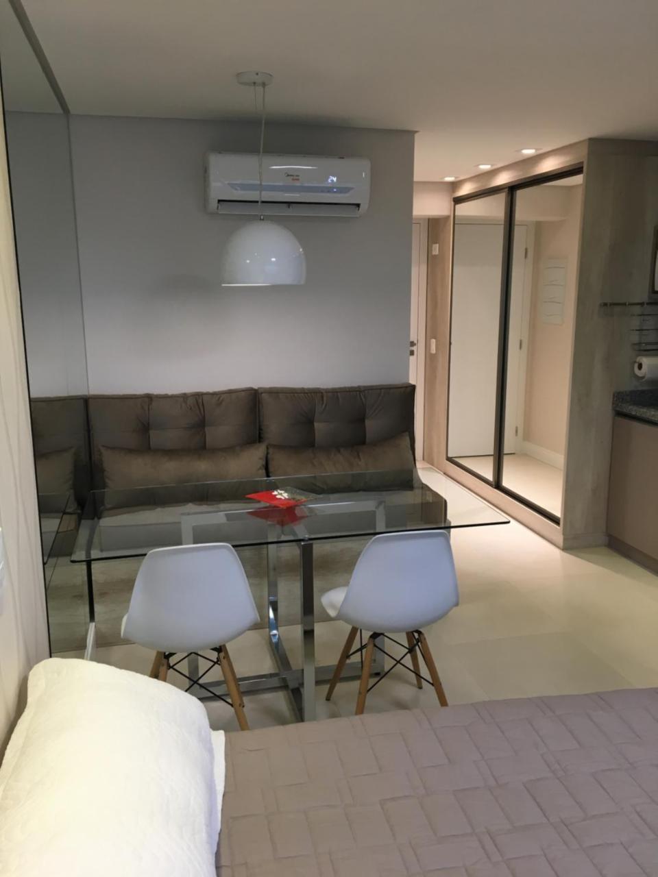 Estudio Moderno Com Linda Vista Para A Serra Curitiba Buitenkant foto