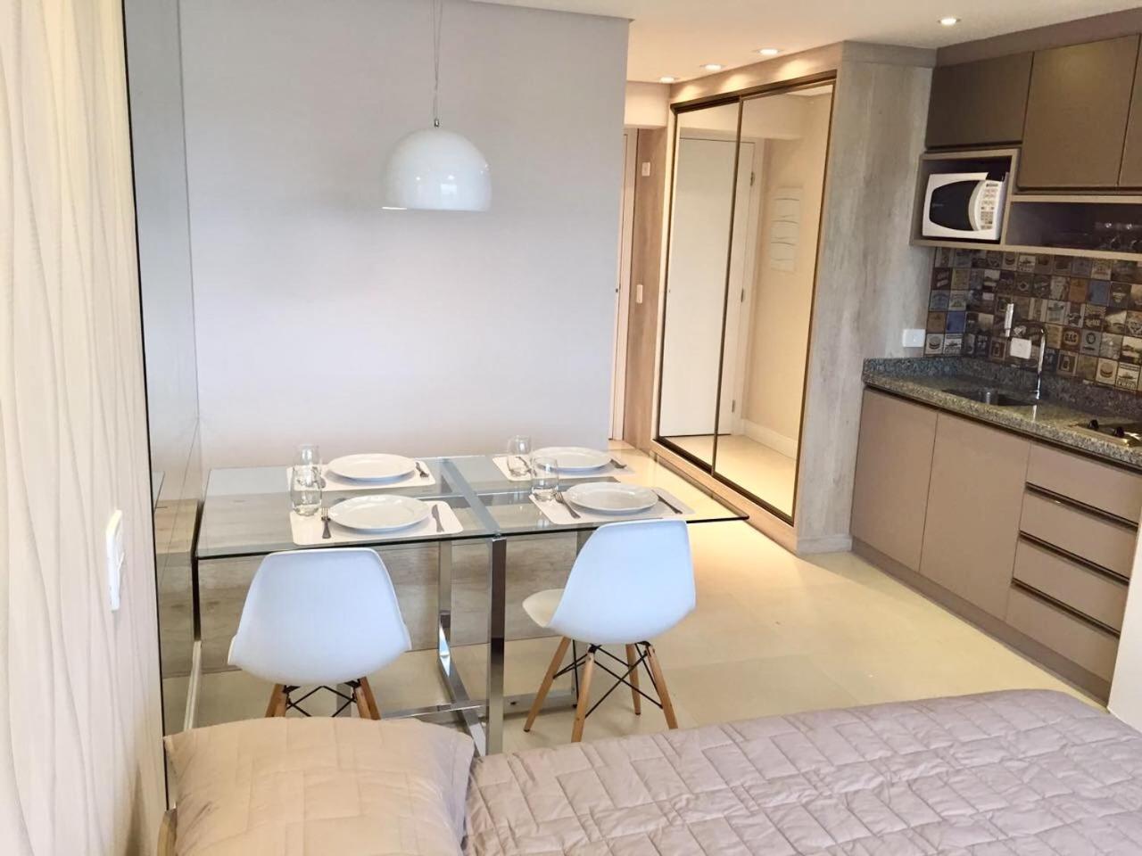 Estudio Moderno Com Linda Vista Para A Serra Curitiba Buitenkant foto