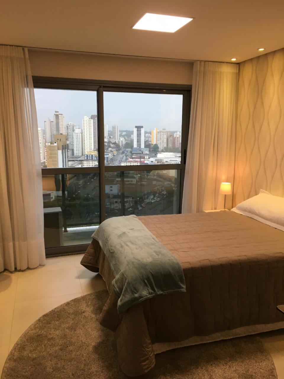 Estudio Moderno Com Linda Vista Para A Serra Curitiba Buitenkant foto
